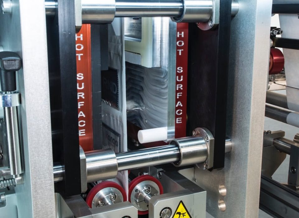 9-mdc-kanga-poucher-sealing-dies-1200 RND's Kanga Poucher Automation Machinery